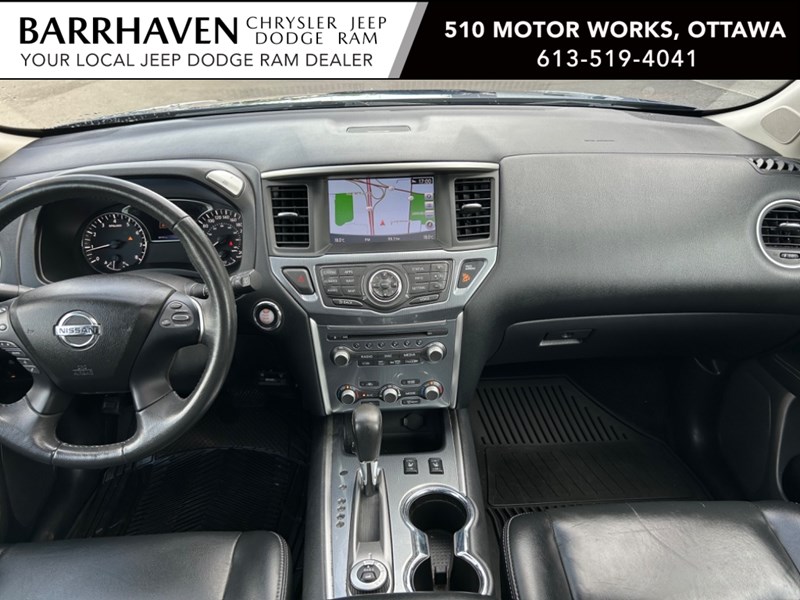 2017 Nissan Pathfinder 4WD SL | 7-Seater | Leather | Navi | Low KM's