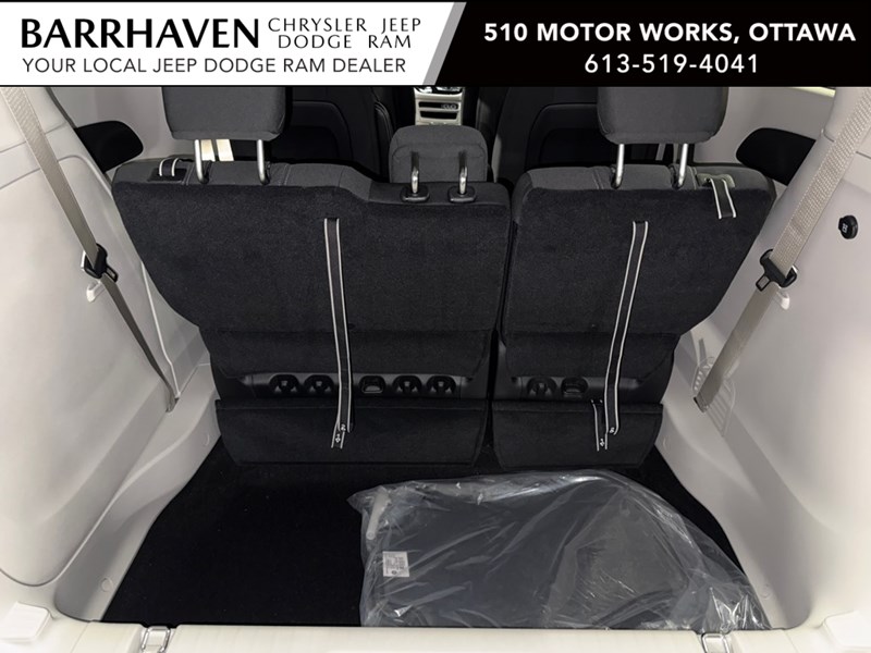 2024 Chrysler Grand Caravan SXT 2WD