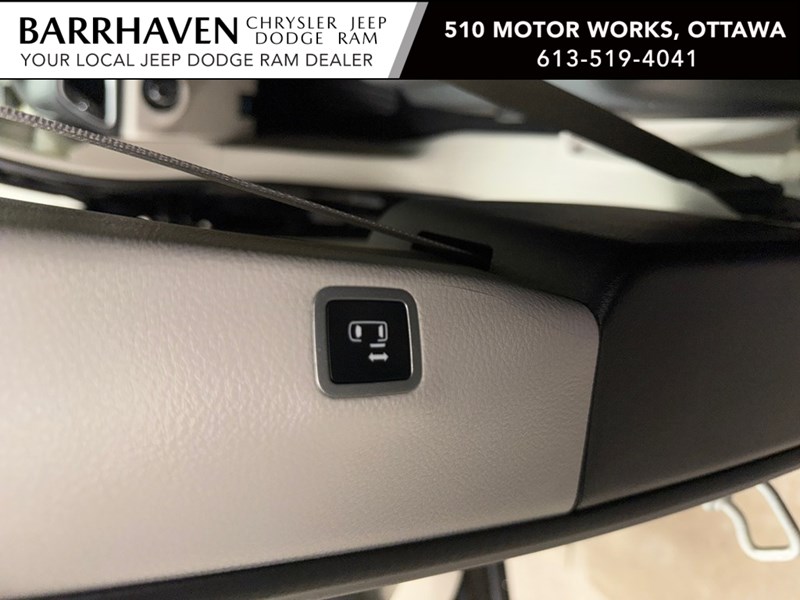 2024 Chrysler Grand Caravan SXT 2WD