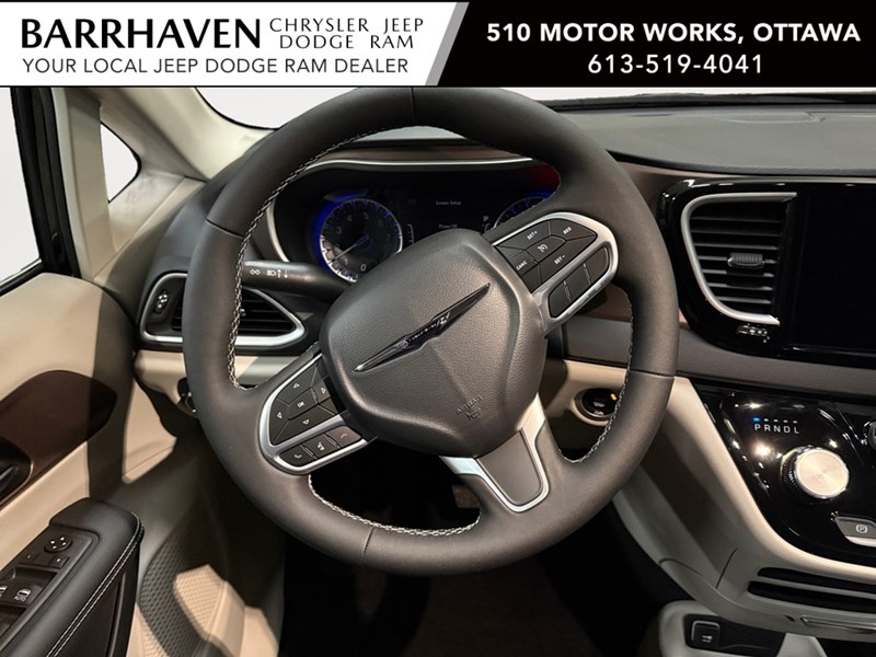 2024 Chrysler Grand Caravan SXT 2WD
