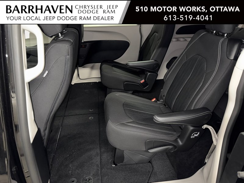 2024 Chrysler Grand Caravan SXT 2WD