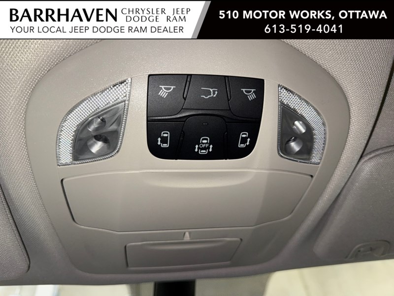 2024 Chrysler Grand Caravan SXT 2WD