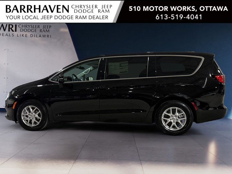 2024 Chrysler Grand Caravan SXT 2WD