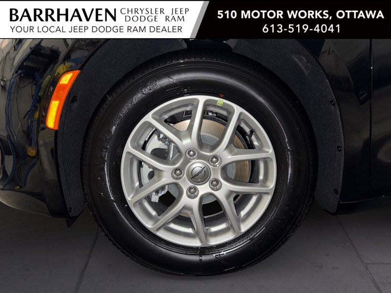 2024 Chrysler Grand Caravan SXT 2WD
