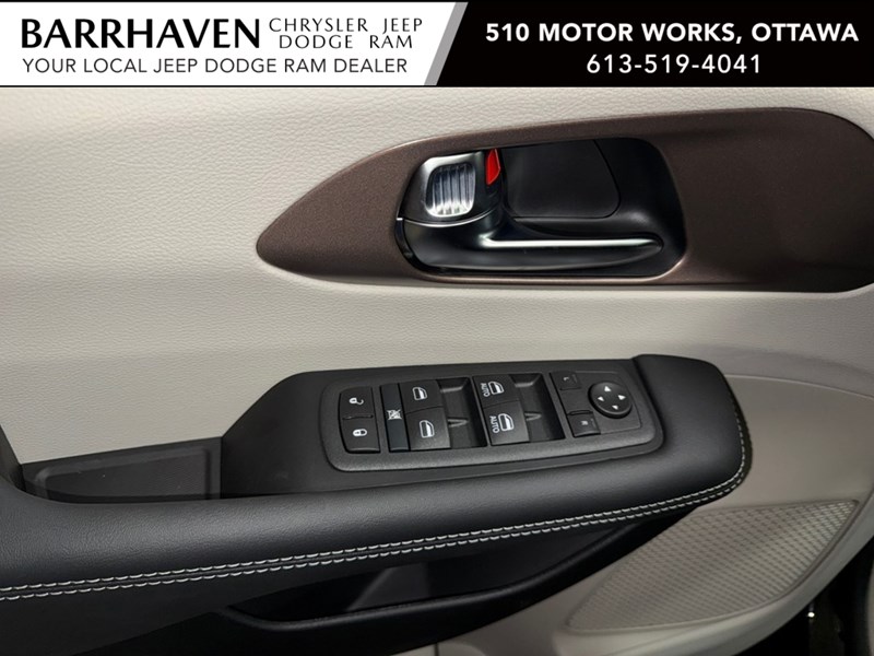 2024 Chrysler Grand Caravan SXT 2WD