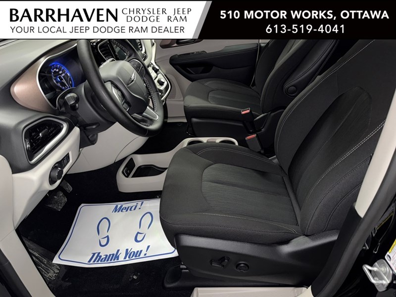 2024 Chrysler Grand Caravan SXT 2WD