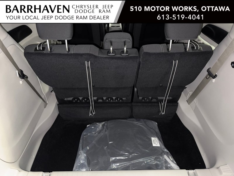 2024 Chrysler Grand Caravan SXT 2WD