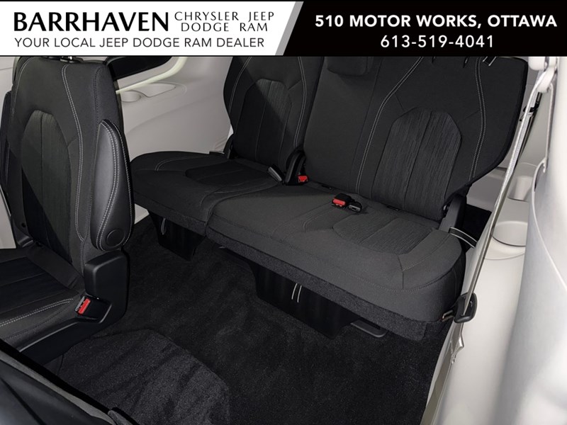 2024 Chrysler Grand Caravan SXT 2WD