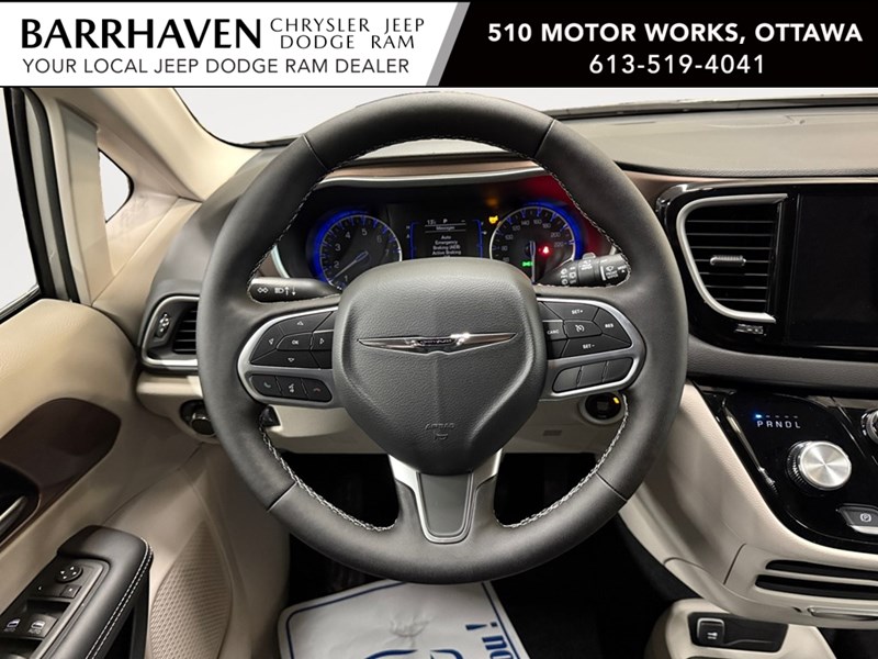 2024 Chrysler Grand Caravan SXT 2WD