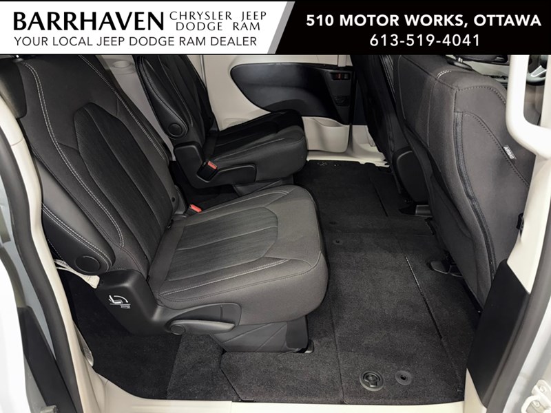 2024 Chrysler Grand Caravan SXT 2WD