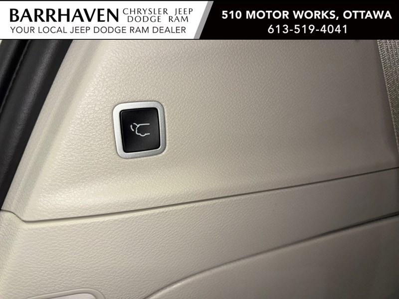 2024 Chrysler Grand Caravan SXT 2WD