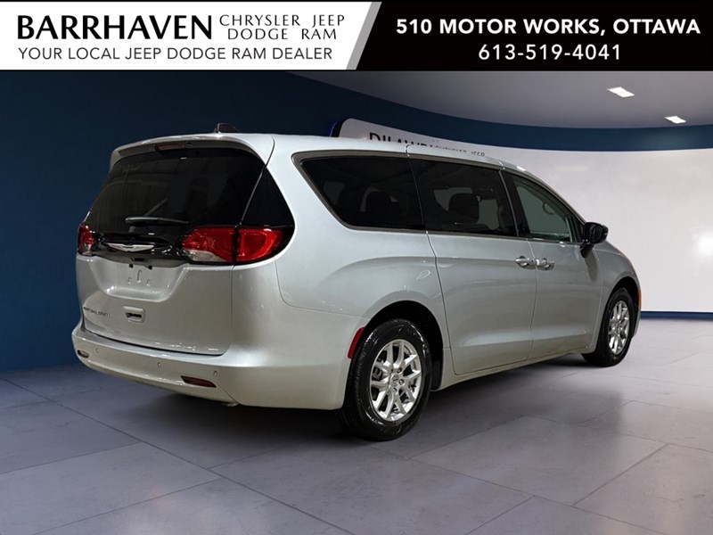 2024 Chrysler Grand Caravan SXT 2WD
