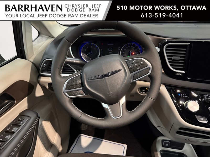 2024 Chrysler Grand Caravan SXT 2WD