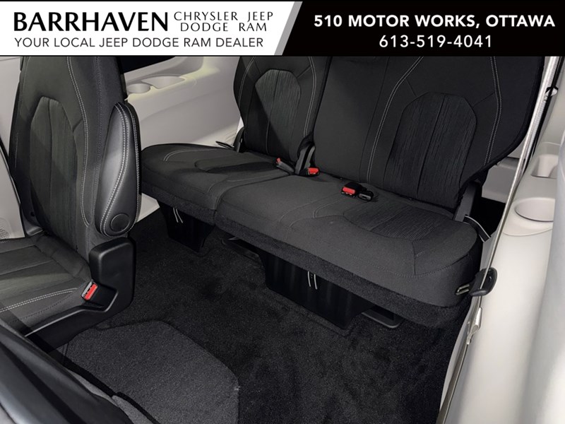 2024 Chrysler Grand Caravan SXT 2WD