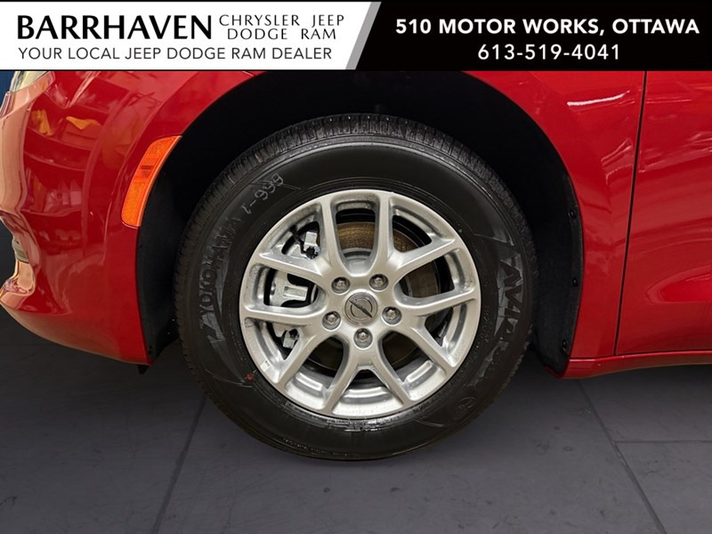 2024 Chrysler Grand Caravan SXT 2WD