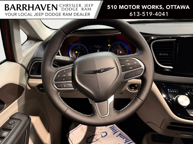 2024 Chrysler Grand Caravan SXT 2WD