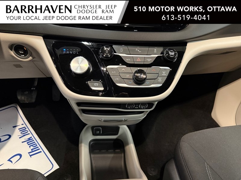 2024 Chrysler Grand Caravan SXT 2WD