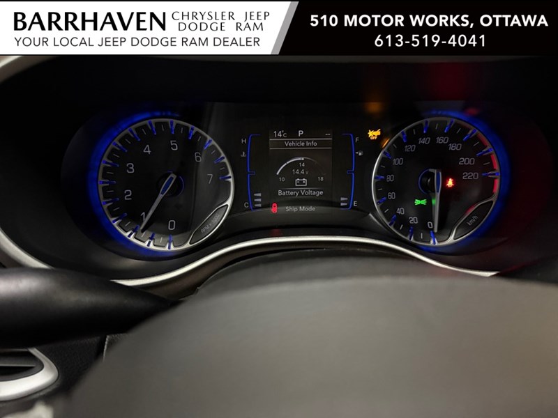 2024 Chrysler Grand Caravan SXT 2WD