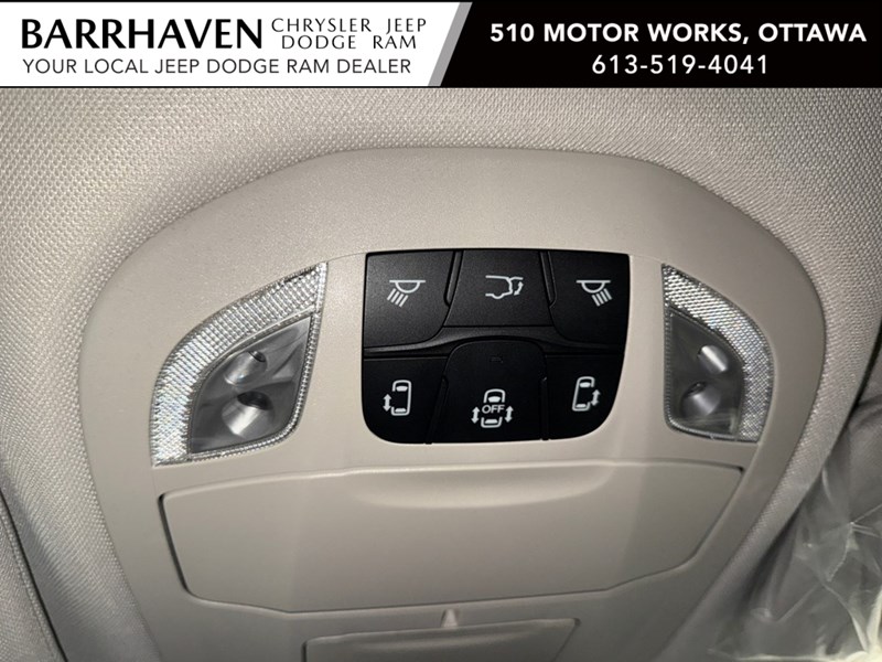 2024 Chrysler Grand Caravan SXT 2WD