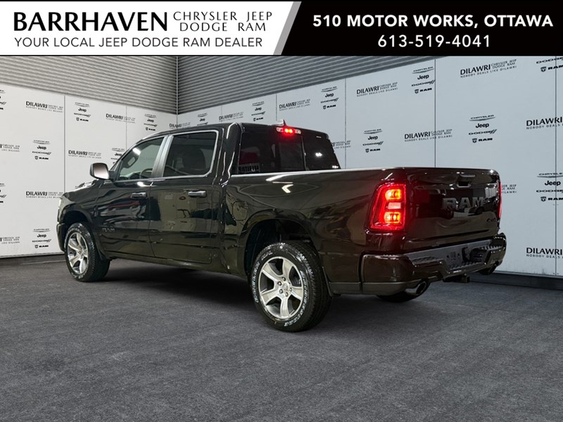 2025 RAM 1500 Tradesman 4x4 Crew Cab 5'7" Box