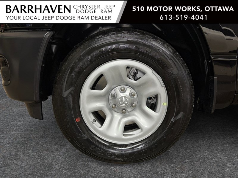 2025 RAM 1500 Tradesman 4x4 Crew Cab 5'7" Box