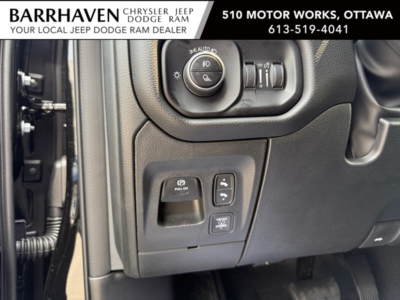 2025 RAM 1500 Big Horn 4x4 Crew Cab 5'7" Box