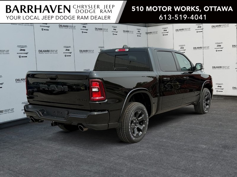 2025 RAM 1500 Big Horn 4x4 Crew Cab 5'7" Box