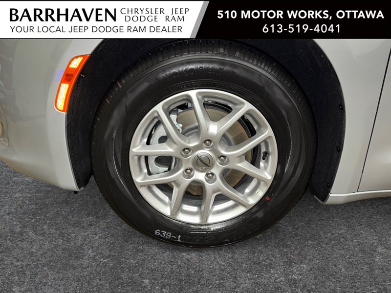 2024 Chrysler Grand Caravan SXT 2WD