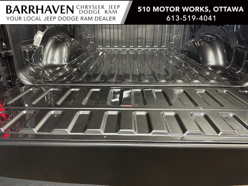 2025 RAM 1500 Big Horn 4x4 Crew Cab 5'7" Box