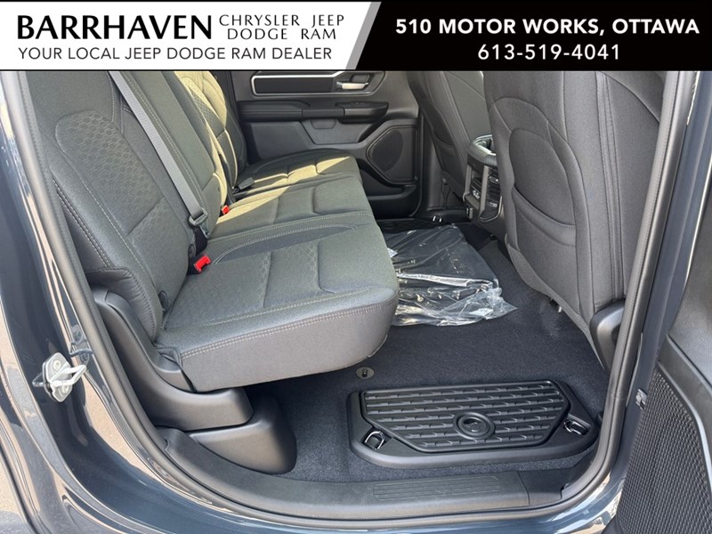 2025 RAM 1500 Big Horn 4x4 Crew Cab 5'7" Box
