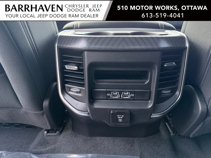 2025 RAM 1500 Big Horn 4x4 Crew Cab 5'7" Box