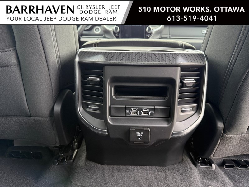 2025 RAM 1500 Big Horn 4x4 Crew Cab 5'7" Box