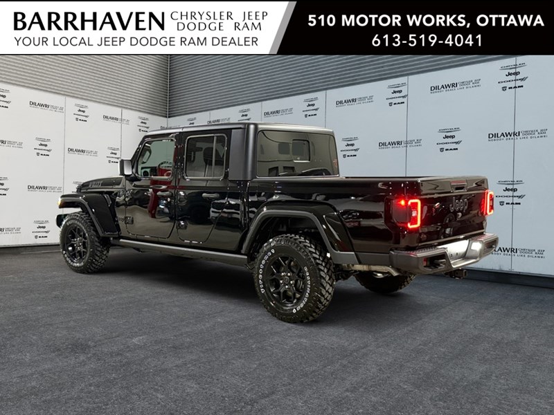 2025 Jeep Gladiator Willys 4x4