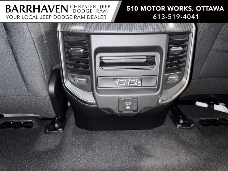 2025 RAM 1500 Big Horn 4x4 Crew Cab 5'7" Box