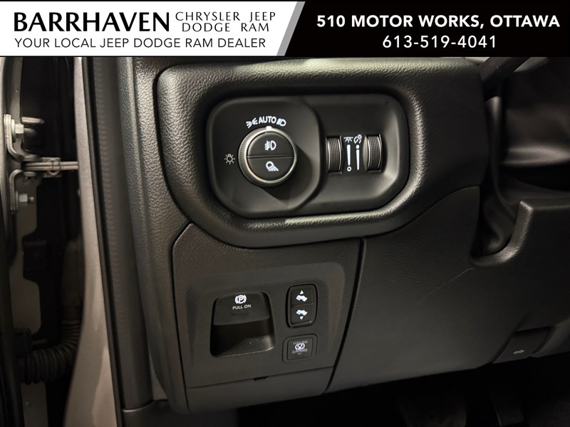 2025 RAM 1500 Big Horn 4x4 Crew Cab 5'7" Box