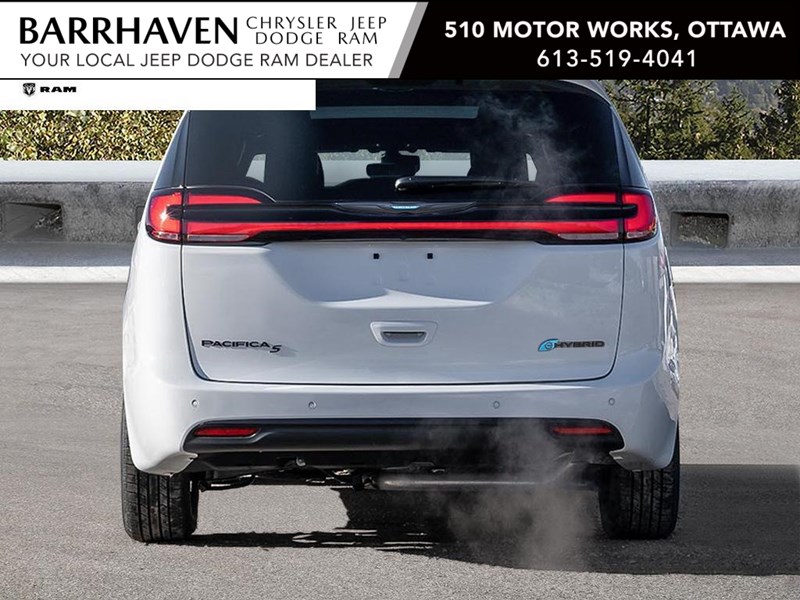 2024 Chrysler Pacifica Hybrid Premium S Appearance 2WD