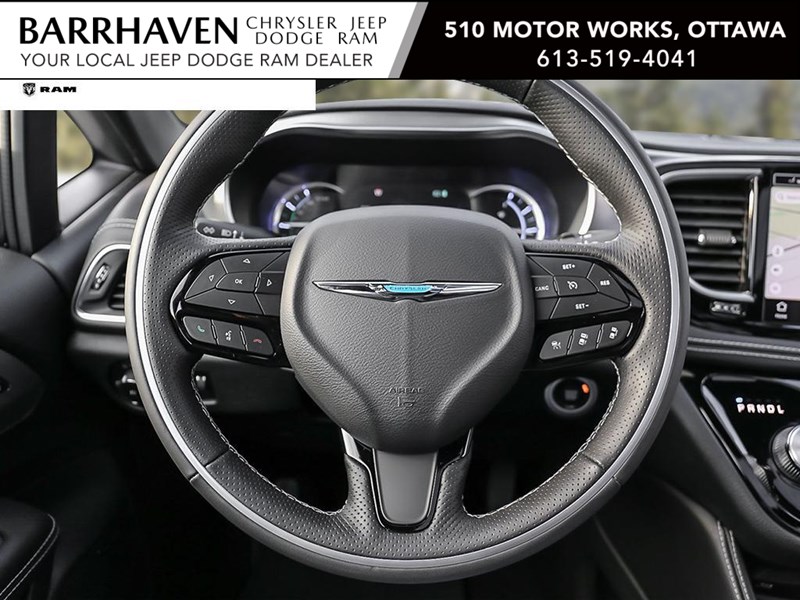 2024 Chrysler Pacifica Hybrid Premium S Appearance 2WD