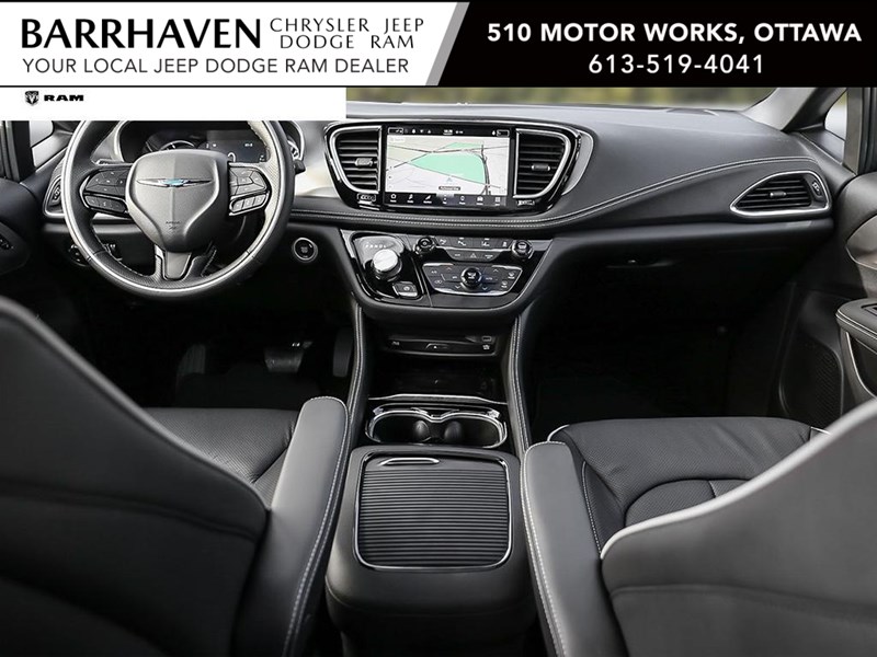 2024 Chrysler Pacifica Hybrid Premium S Appearance 2WD