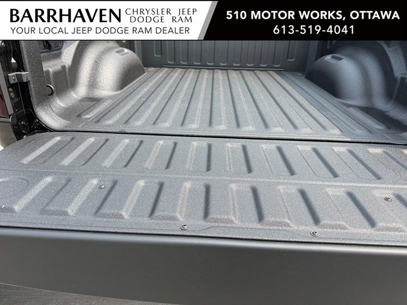 2025 RAM 1500 Big Horn 4x4 Crew Cab 5'7" Box