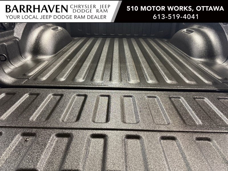 2025 RAM 1500 Big Horn 4x4 Crew Cab 5'7" Box