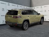 2026 Jeep Cherokee Laredo/Limited image 3