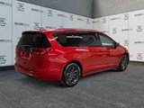 2027 Chrysler Pacifica Select image 5