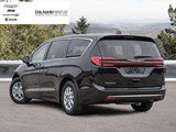 2026 Chrysler Pacifica Select image 4