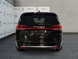 2027 Chrysler Pacifica Select image 4