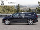 2027 Chrysler Pacifica Select image 3