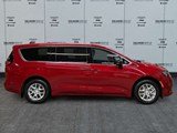 2027 Chrysler Grand Caravan SXT image 4
