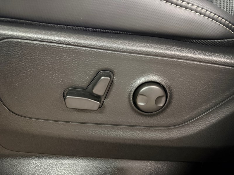 2026 RAM 1500 Sport 4x4 Crew Cab 5'7" Box