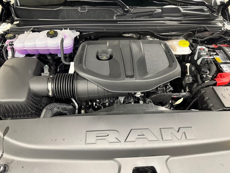 2026 RAM 1500 Sport 4x4 Crew Cab 5'7" Box