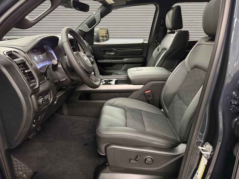 2026 RAM 1500 Sport 4x4 Crew Cab 5'7" Box