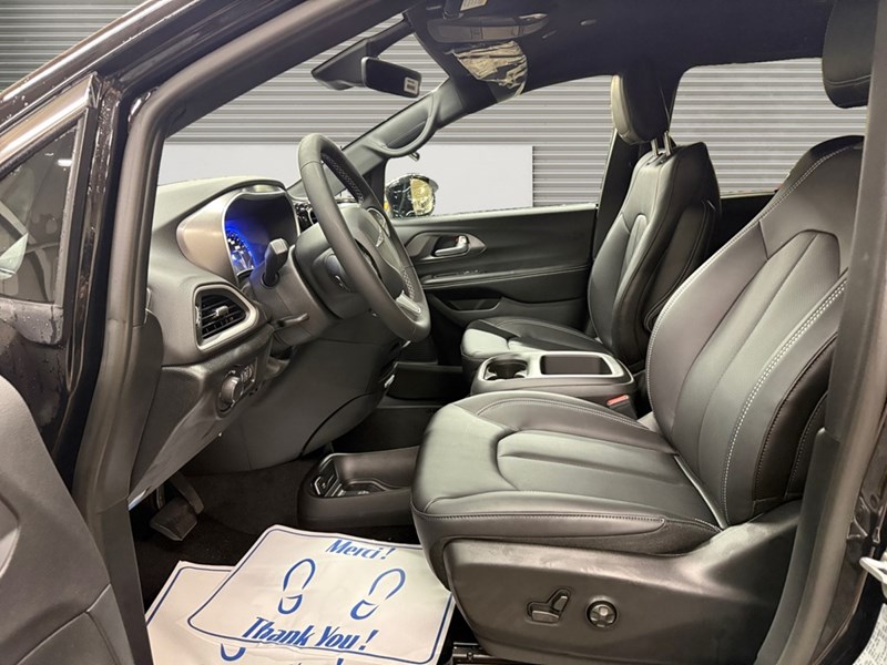 2026 Chrysler Grand Caravan SXT 2WD